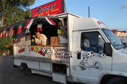 Camion Monsieur Pizzas